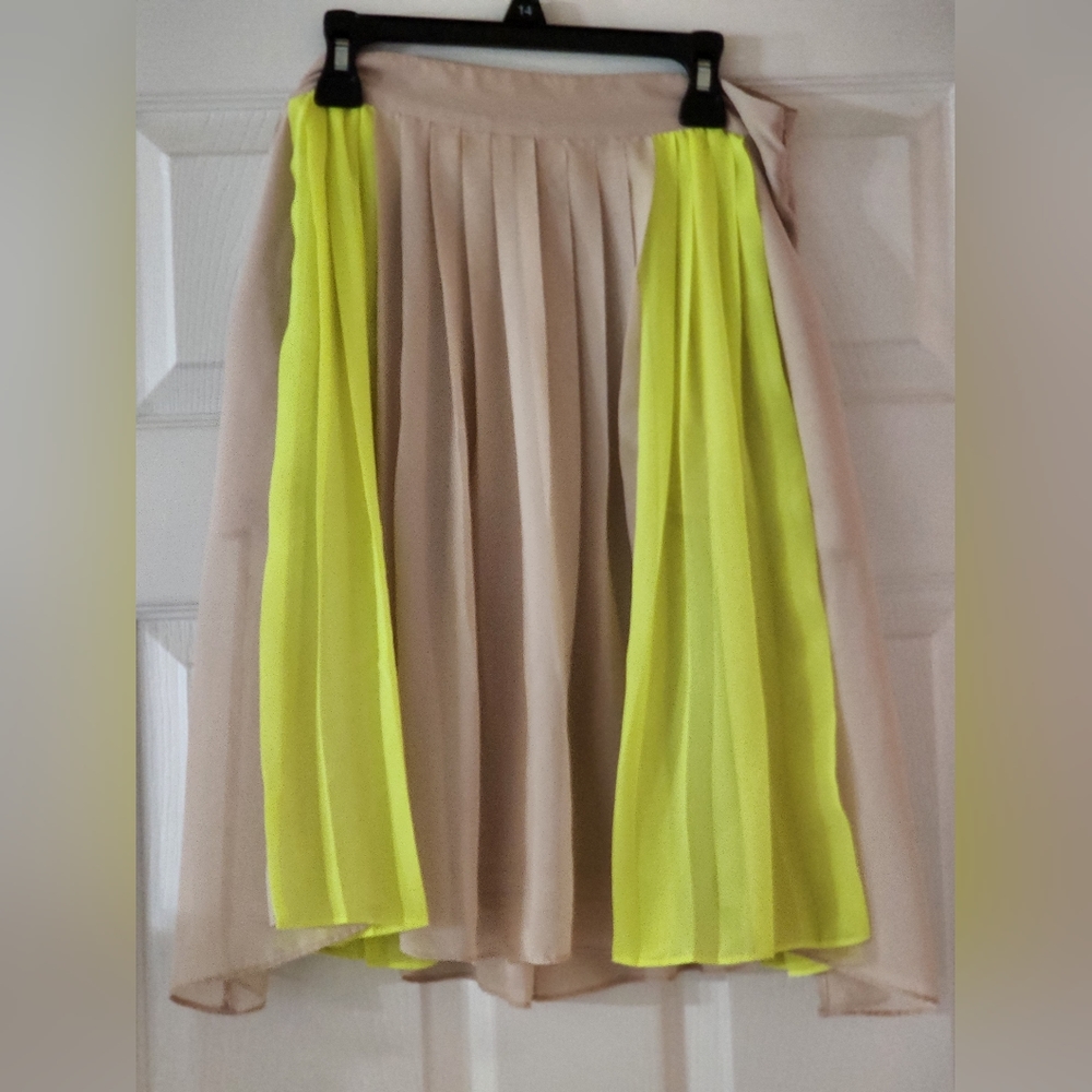Women skirt
